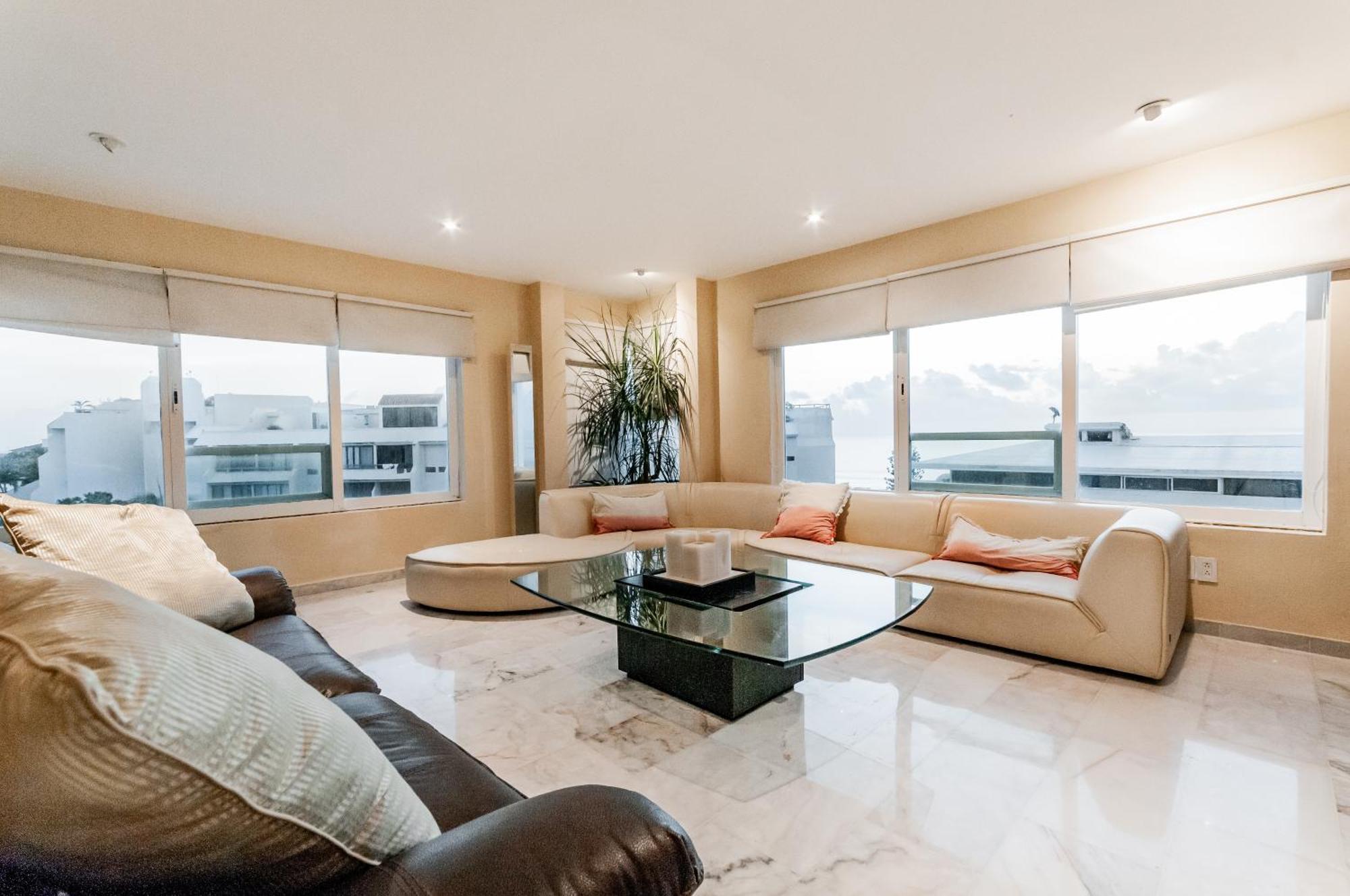 Appart hôtel Brisas Beachfront Penthouses