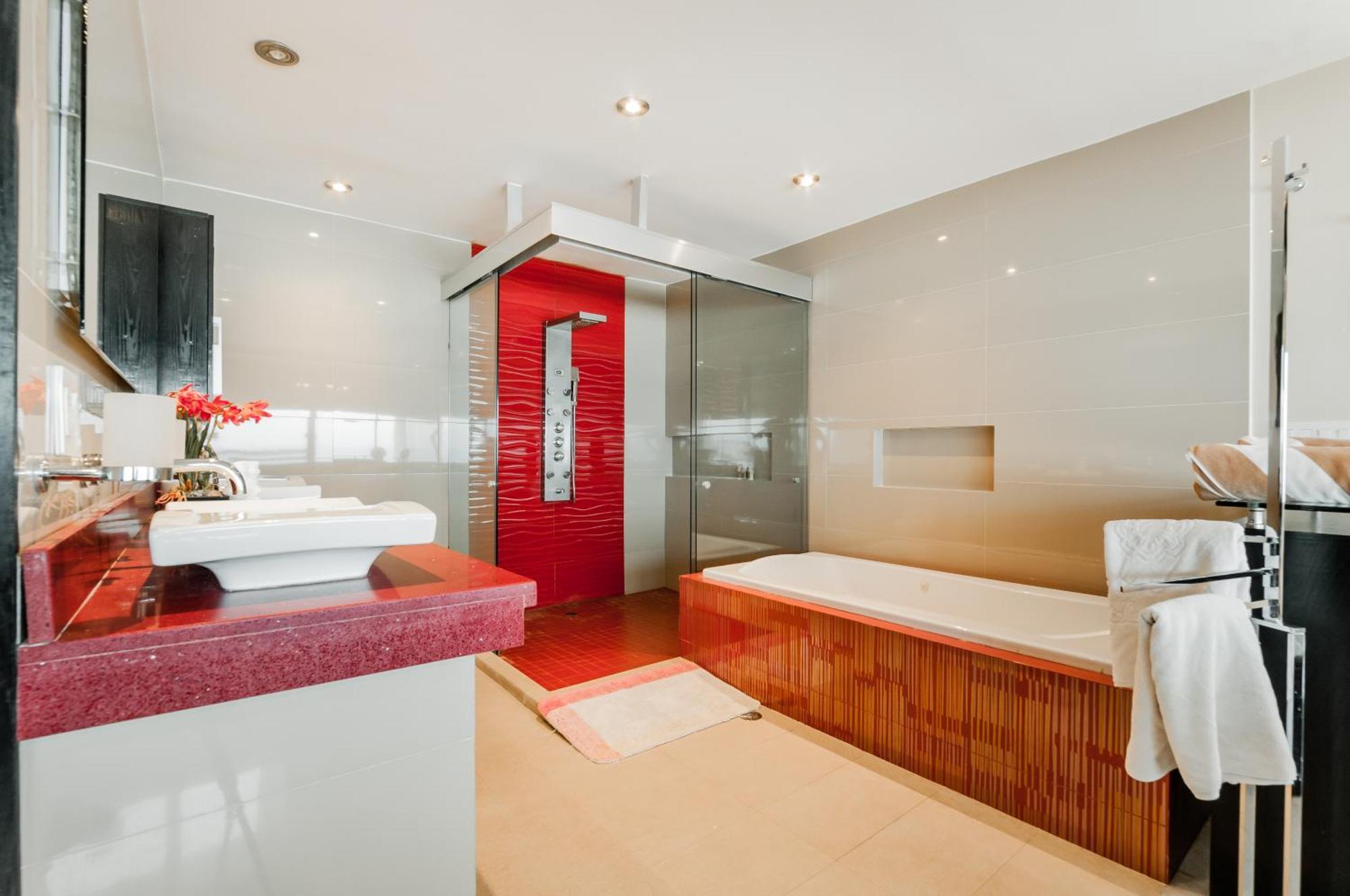 Appart hôtel Brisas Beachfront Penthouses 4*